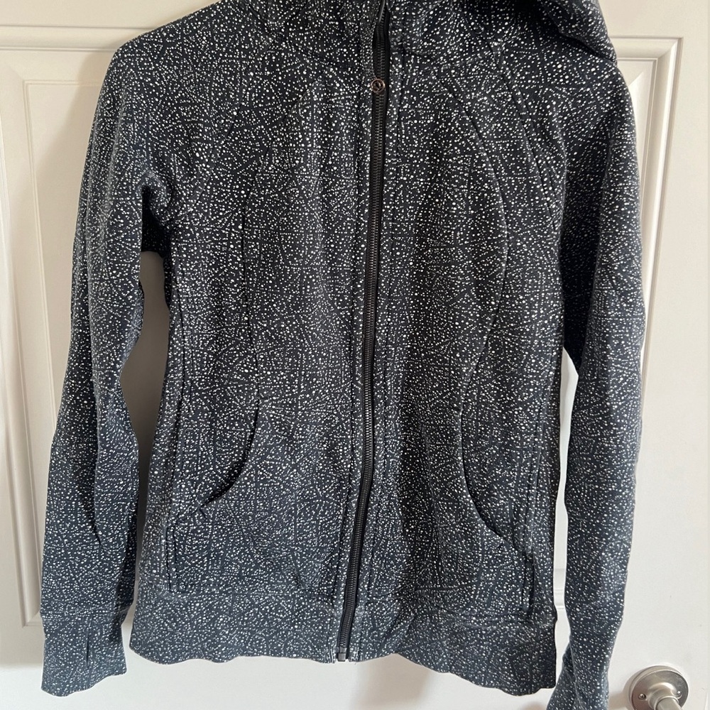 Lululemon Black and White Zip-Up Hoodie